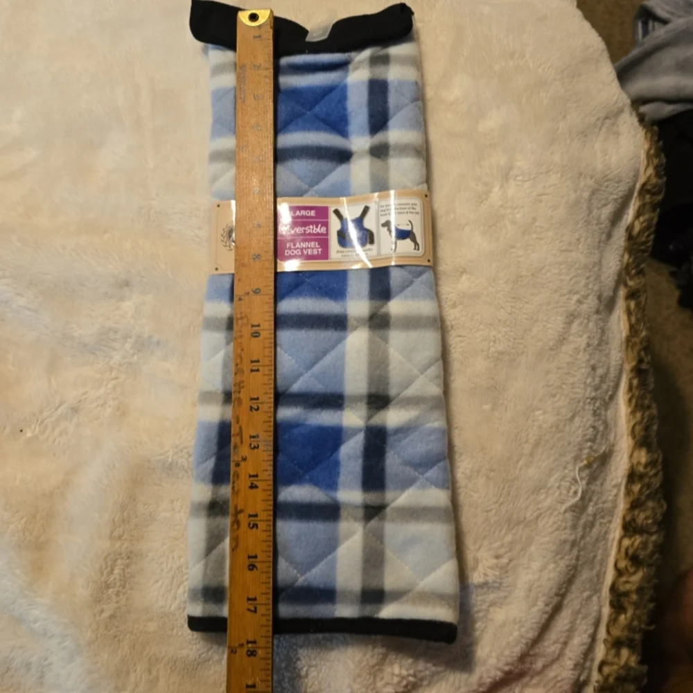 071825 PET DOG REVERSIBLE PLAID FLANNEL VEST • SIZE L • NEW#box 22e#